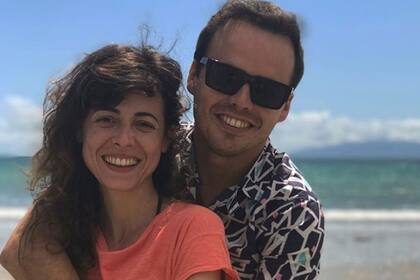 El actor espera un bebé junto a su novia Marina Sánchez Acosta, una productora de Telefé