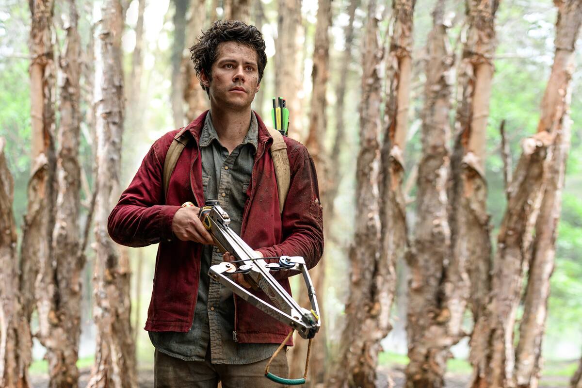 El actor estadounidense Dylan O'brien interpreta al adorable pero desafortunado Joel Dawson en la película Amor y monstruos, que Netflix acaba de sumar a su catálogo