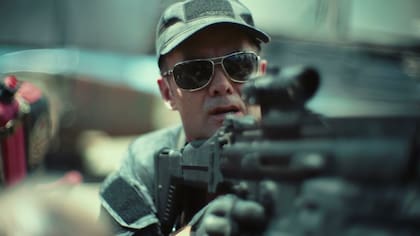 El actor Garret Dillahunt protagonizó sus propias escenas de riesgo en Ejército de los muertos, de Netflix