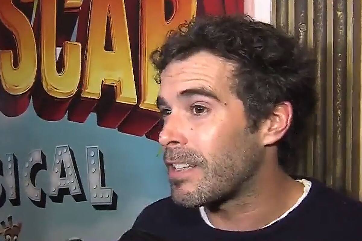 El actor habló de las mujeres que le gritaban obscenidades mientras actuaba en Departamento de soltero