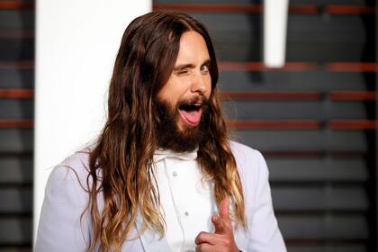 El actor Jared Leto, que disfruta de los lujos, deslumbró con una excéntrica colección de vehículos todoterreno