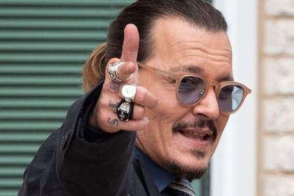 El actor Johnny Depp tiene planeado profundizar su carrera musical así como aumentar sus apariciones públicas, todo para celebrar su victoria contra Amber Heard