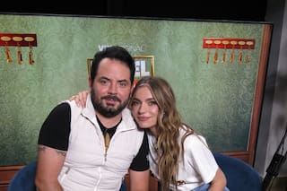 José Eduardo Derbez y Sofía Castro cumplen deseos de huéspedes en “Hotel todo incluido”