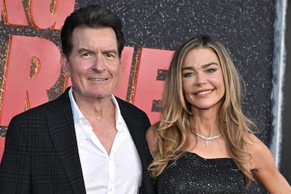 El actor junto a su exesposa, Denise Richards