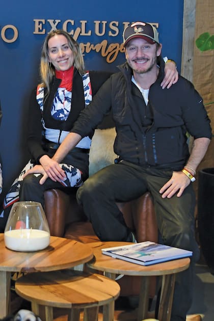 El actor junto a su novia, Anita Espasandin