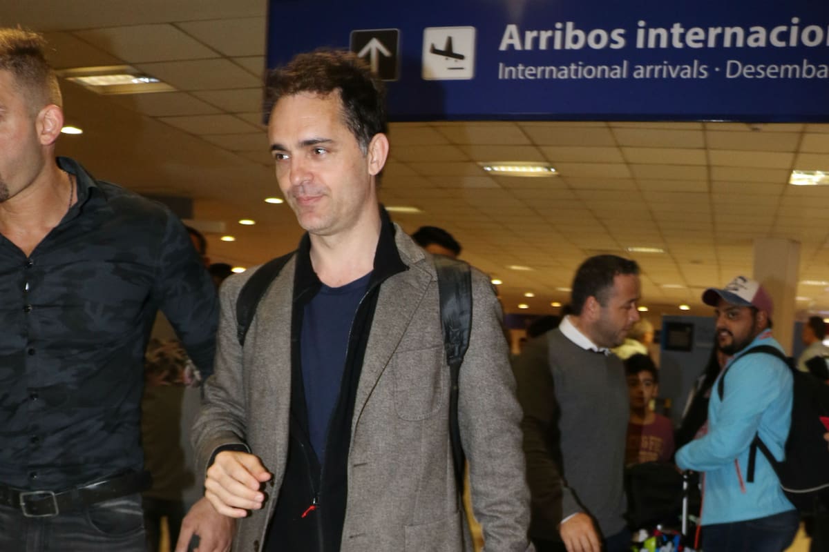 El actor llegó esta mañana a Ezeiza, y fue recibido por los fans que lo esperaban en el aeropuerto