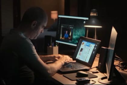 El actor Luis Tosar, se pone en la piel de un agente de inteligencia (Foto: Captura de video)