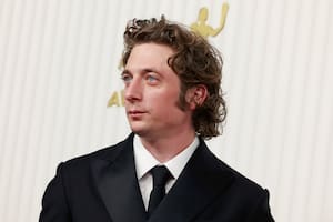 El actor neoyorkino ganó el Globo de Oro y el SAG por su protagónico en la serie de Star+ y ahora aspira al Emmy