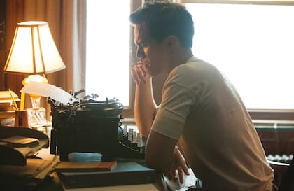 El actor Nicholas Hoult, en la piel de Salinger