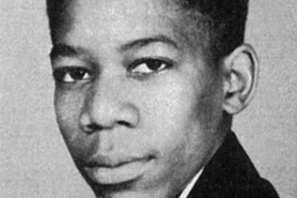 El actor, que cumple hoy 83 años, tuvo una niñez marcada por privaciones y en un entorno social donde los negros debían estar separados de los blancos