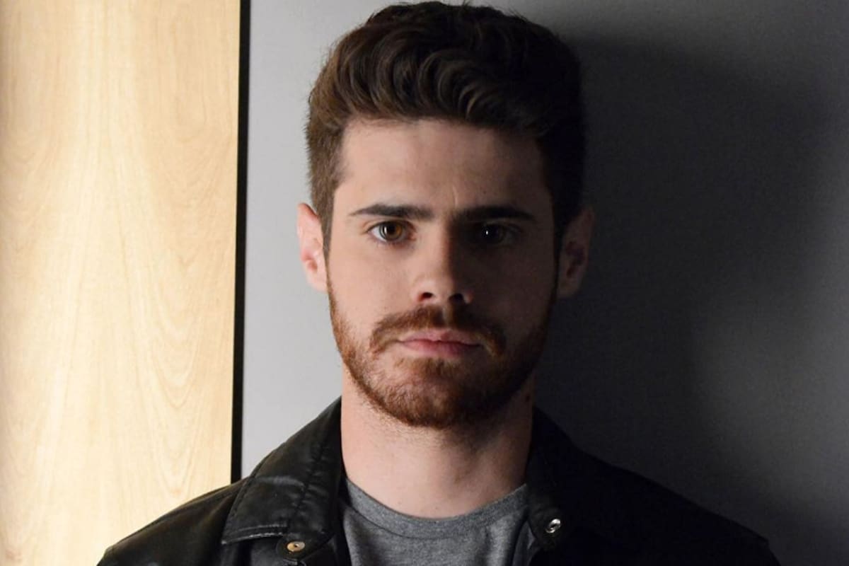 El actor, que formó parte de Patito Feo, habló sobre el testimonio de su excompañera de elenco