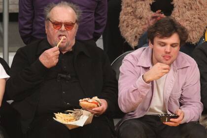 El actor, quien elige mostrarse poco desde su retiro, fue a ver a los Lakers