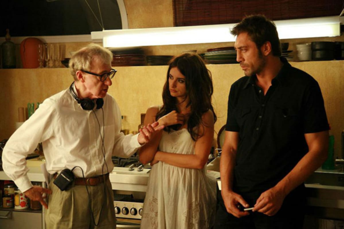 El actor, quien trabajó con el cineasta en Vicky Cristina Barcelona, asegura "tener dudas" respecto a la acusación de Dylan Farrow