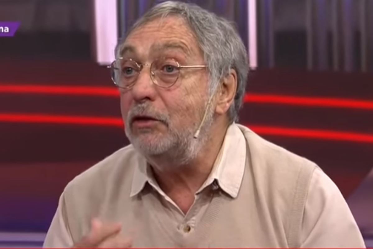 El actor se conmovió en vivo al recordar el exilio y explicó las razones de la convocatoria a la marcha del 17 de agosto