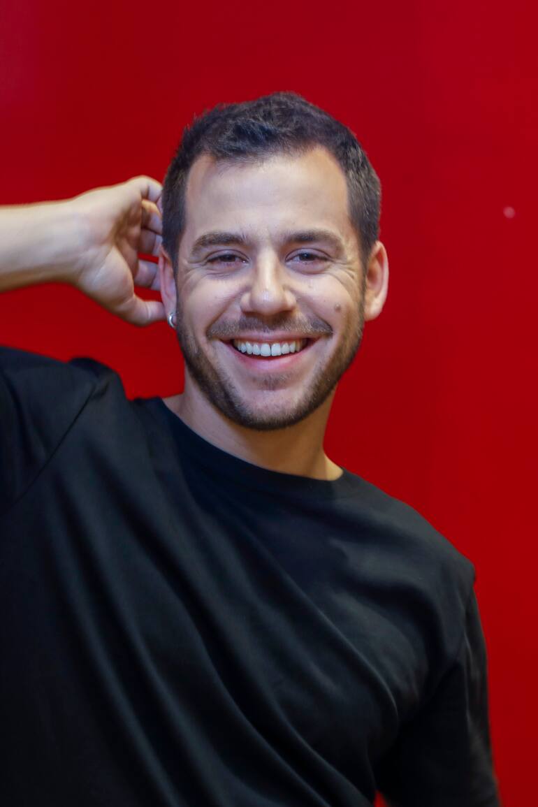 El actor se pondrá al frente de un late night show que tendrá que competir con el reality MasterChef y la tira ATAV