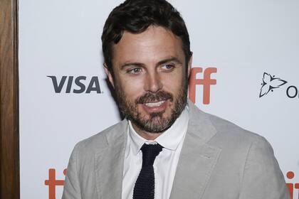 El actor se rehabilita de su adicción al alcohol; su novia de 22 años lo visita asiduamente y hay quienes indican que ella sería una mala influencia