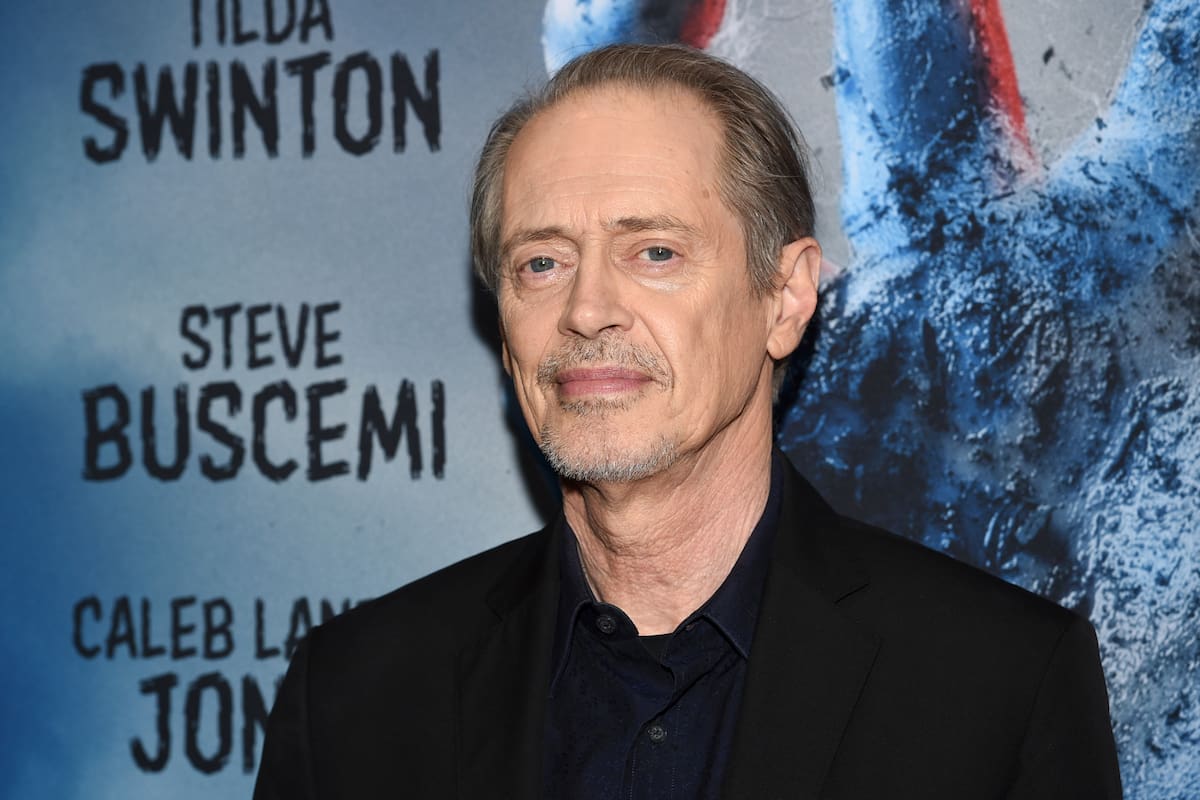 El actor Steve Buscemi recibió una trompada mientras caminaba por Nueva York
