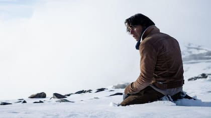 El actor uruguayo Enzo Vogrincic protagoniza la película "La sociedad de la nieve" en el papel de Numa Turcatti