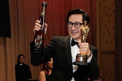 El actor vietnamita y estadounidense, Ke Huy Quan, ganador del premio a Mejor Actor de Reparto