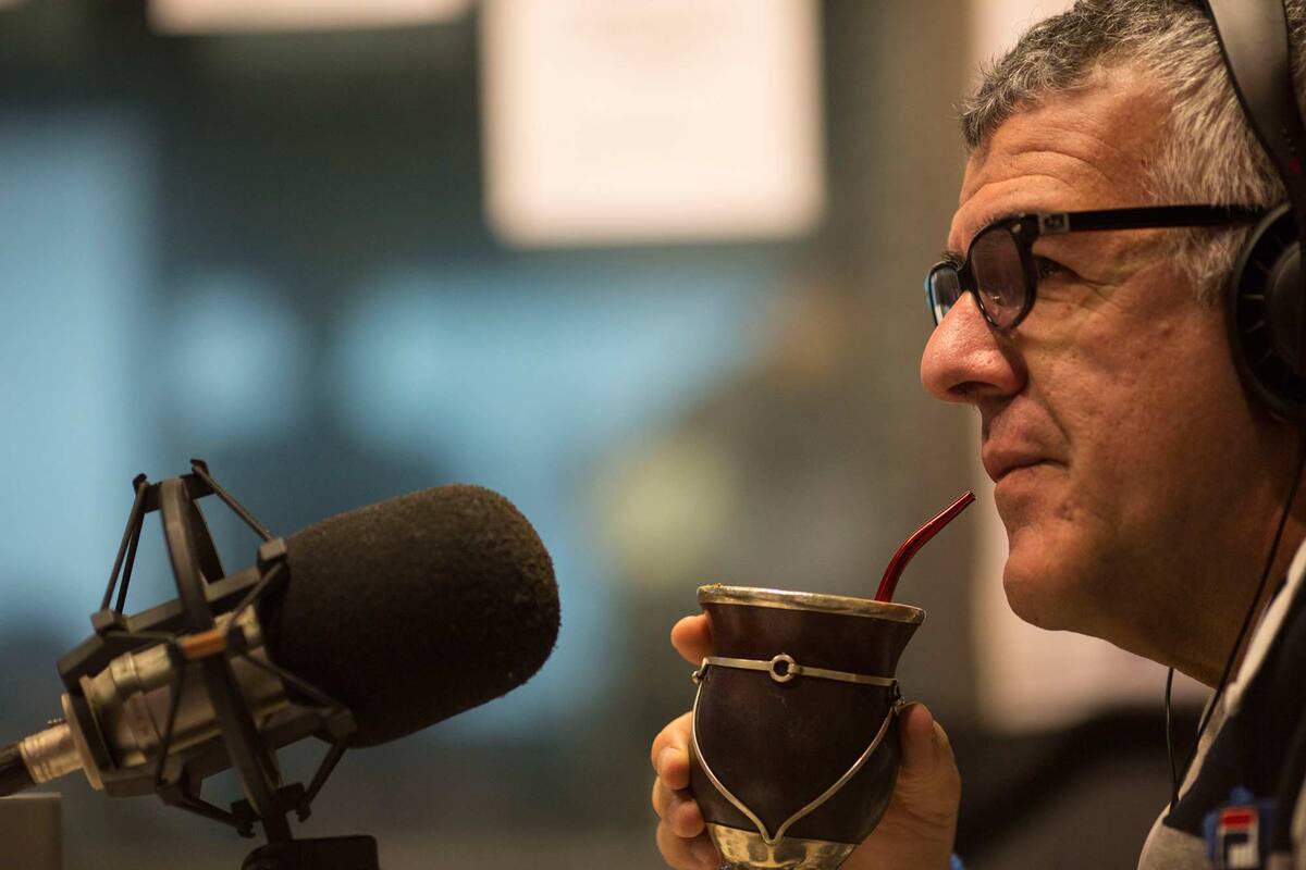 El actor y conductor exigió la liberación de la líder de la Tupac Amaru, que está presa por cometer fraude al Estado y encabezar una asociación ilícita