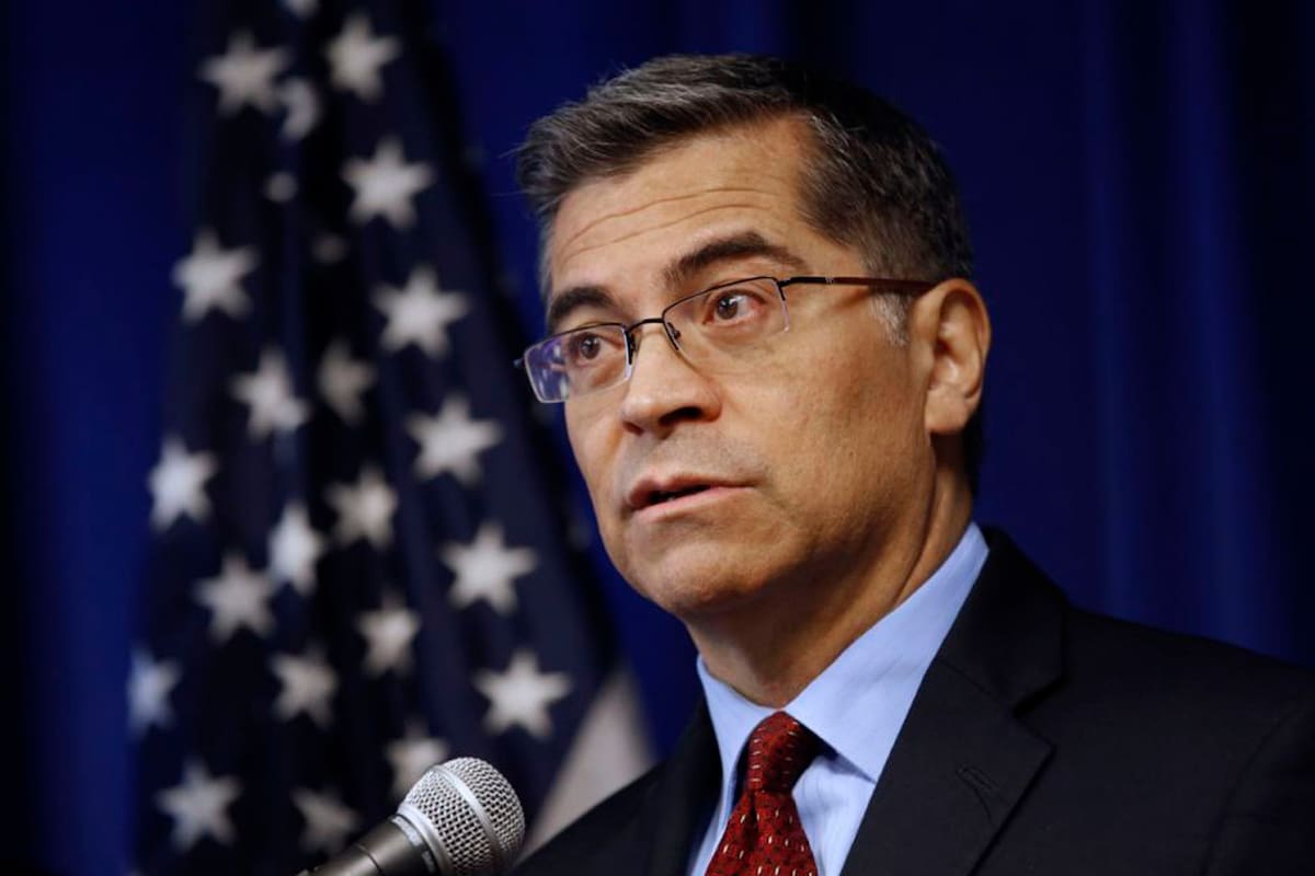 El actual procurador de California, Xavier Becerra