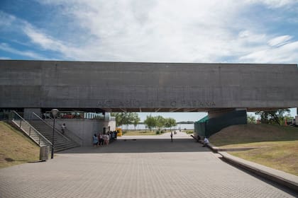 El Acuario Río Paraná cuenta con un centro de estudios con especialistas del Conicet y de la Universidad de Rosario que se encargan del cuidado de las especies