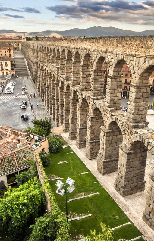 El acueducto romano de Segovia, con más de 15 km de largo