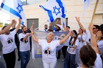 El acuerdo de cese al fuego generó celebraciones tanto en los territorios palestinos como en Israel