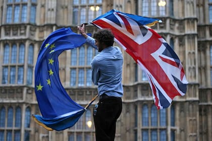 El acuerdo de Unión Europea (UE) y Gran Bretaña dejó fuera de agenda a los territorios de ultramar que administran los británicos