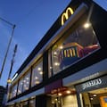 Acuerdo entre YPF y McDonald´s: estos son los tres formatos de locales que abrirán en las estaciones de servicio