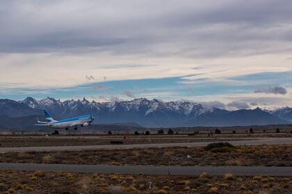 El aeropuerto de Bariloche es el que tiene mayor conectividad aérea del país, después de los de Buenos Aires