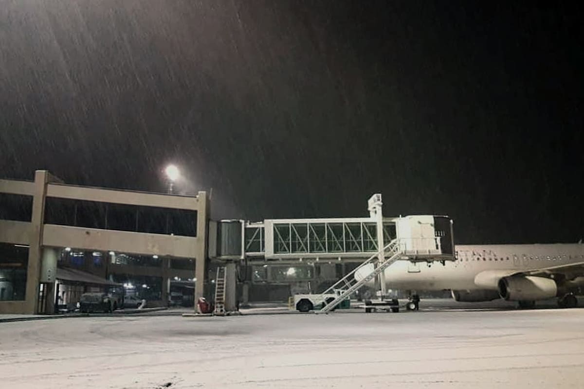 El aeropuerto de Bariloche permanece cerrado