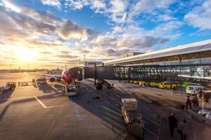 El aeropuerto de Orlando es uno de los que permanecerá cerrado por la aproximación de Nicole
