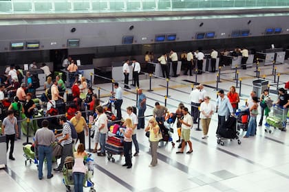 El aeropuerto Internacional de Ezeiza: la entrada principal para muchos extranjeros que visitan la Argentina