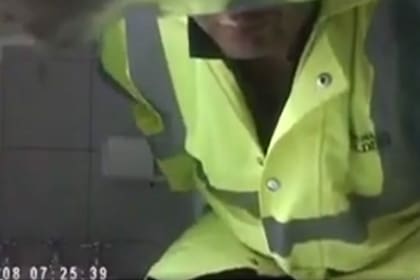 El agente de tránsito colocó cámaras en e baño de mujeres para grabar a sus compañeras de trabajo, en Santa Fe.