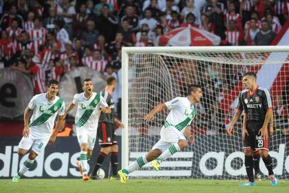 El agónico festejo banfileño en La Plata