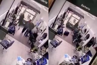 Un adolescente de 15 años entró a una barbería y apuñaló y mató a uno de los peluqueros