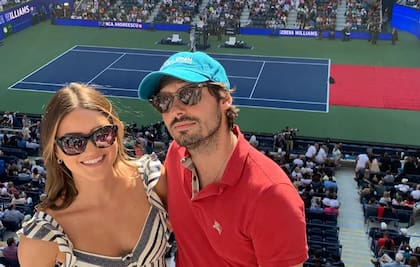 El agresor, junto a su pareja