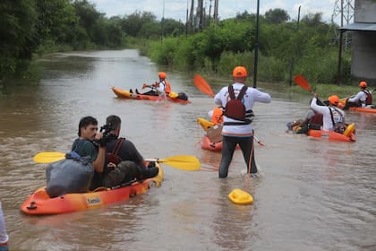 El agua aún no baja en el sur de Tucumán que lleva días con personas evacuadas