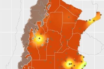 El agua útil (AU) en el perfil del suelo al día de ayer. El AU es la lámina de agua aprovechable por los cultivos hasta un metro de profundidad. En la región central es deficitario para el campo