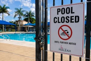 El alcalde de Hialeah ordena el cierre temporal de todas las piscinas e instalaciones acuáticas