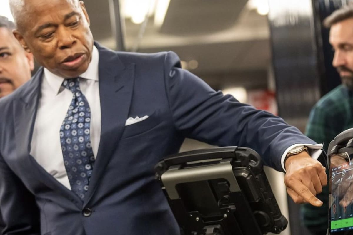 El alcalde de la ciudad de Nueva York, Eric Adams, presentó un sistema para implementar en el metro