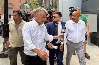 Acusan a alcalde de Massachusetts por presunto fraude con un préstamo por la pandemia de Coronavirus