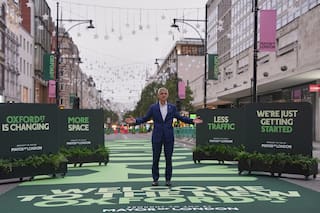 Peatonalizan la famosa calle Oxford de Londres a fin de revitalizar su distrito comercial