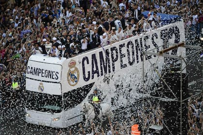 El alcalde de Madrid ya empezó a trabajar con el club por los posibles festejos si el Real gana la Liga