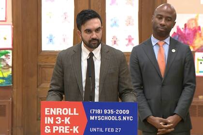 El alcalde de Nueva York, Zohran Mamdani, ofrece una conferencia de prnesa