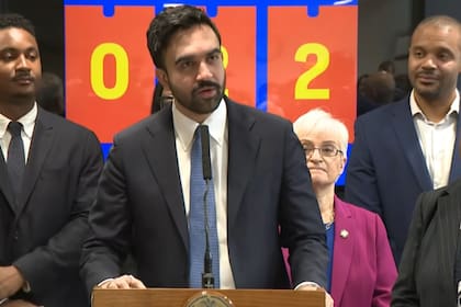 El alcalde Zohran Mamdani realizó una conferencia de prensa el fin de semana para hablar sobre el estado del transporte en Nueva York