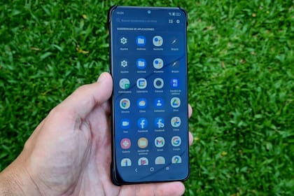 El Alcatel 5x tiene una pantalla de 6,5 pulgadas, con un pequeño notch superior