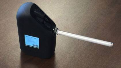 El alcoholímetro digital está conectado a la red de celulares, a internet y al sistema de localización GPS
