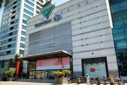 El Alcorta Shopping abrirá sus puertas de 10 a 19.